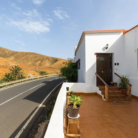 Epifanio Rural 3br House - Views & Terrace Holiday home *