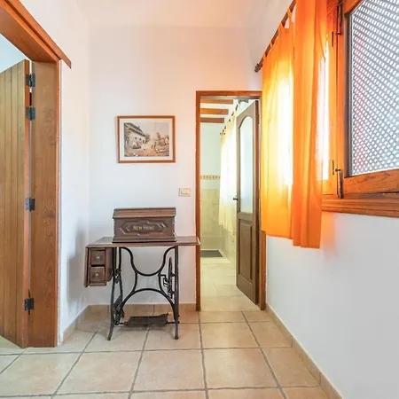 Epifanio Rural 3br House - Views & Terrace *